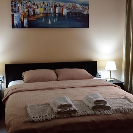 Aerovista Apartment Surčin Екстериор снимка